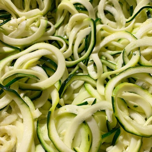 Abnehmtipps - Zoodles mit Garnelen