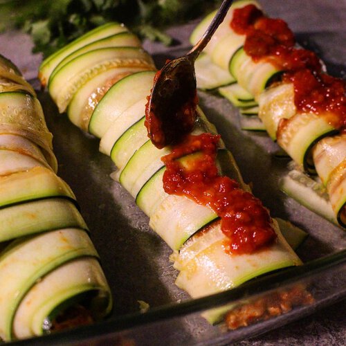 Abnehmtricks - Rezept für gesunde Zucchini-Enchiladas Alternative