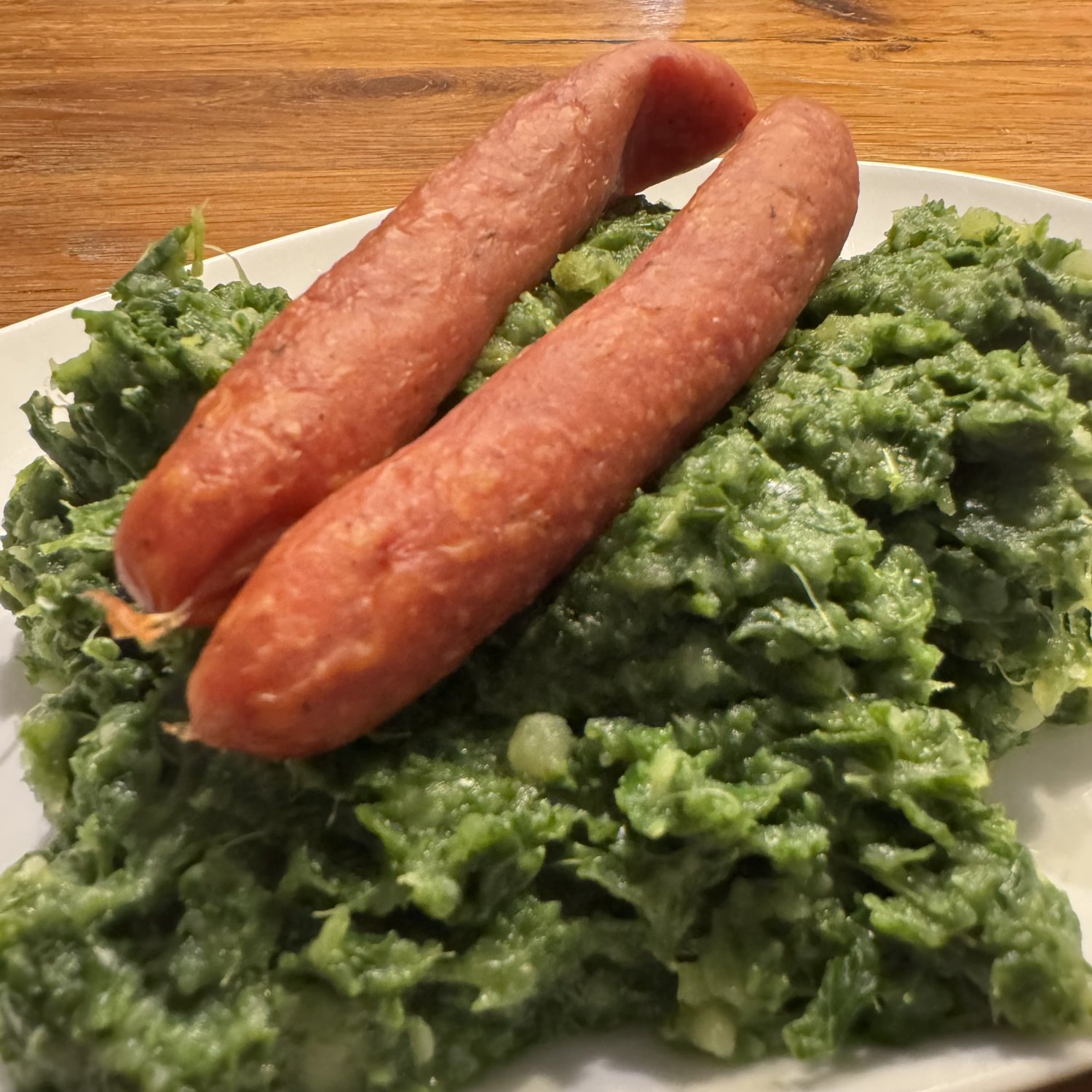 Rezept: Grünkohl mit Mettwurst und Kartoffelstampf