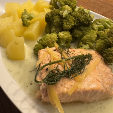 Rezept: Lachs mit Zitrone und Dill, Kartoffeln und Romanesco