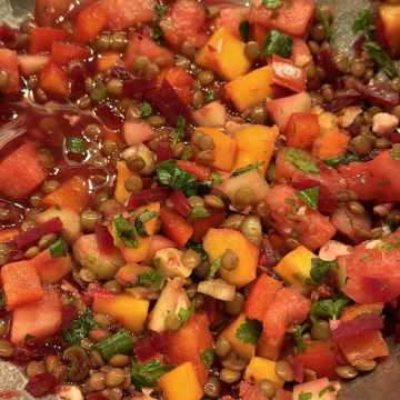 Rezept: Linsensalat mit Roter Bete, Karotte und Tomate