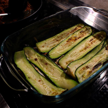 Zucchini-Rezept: Zucchini-Lasagne mit magerem Rinderhack